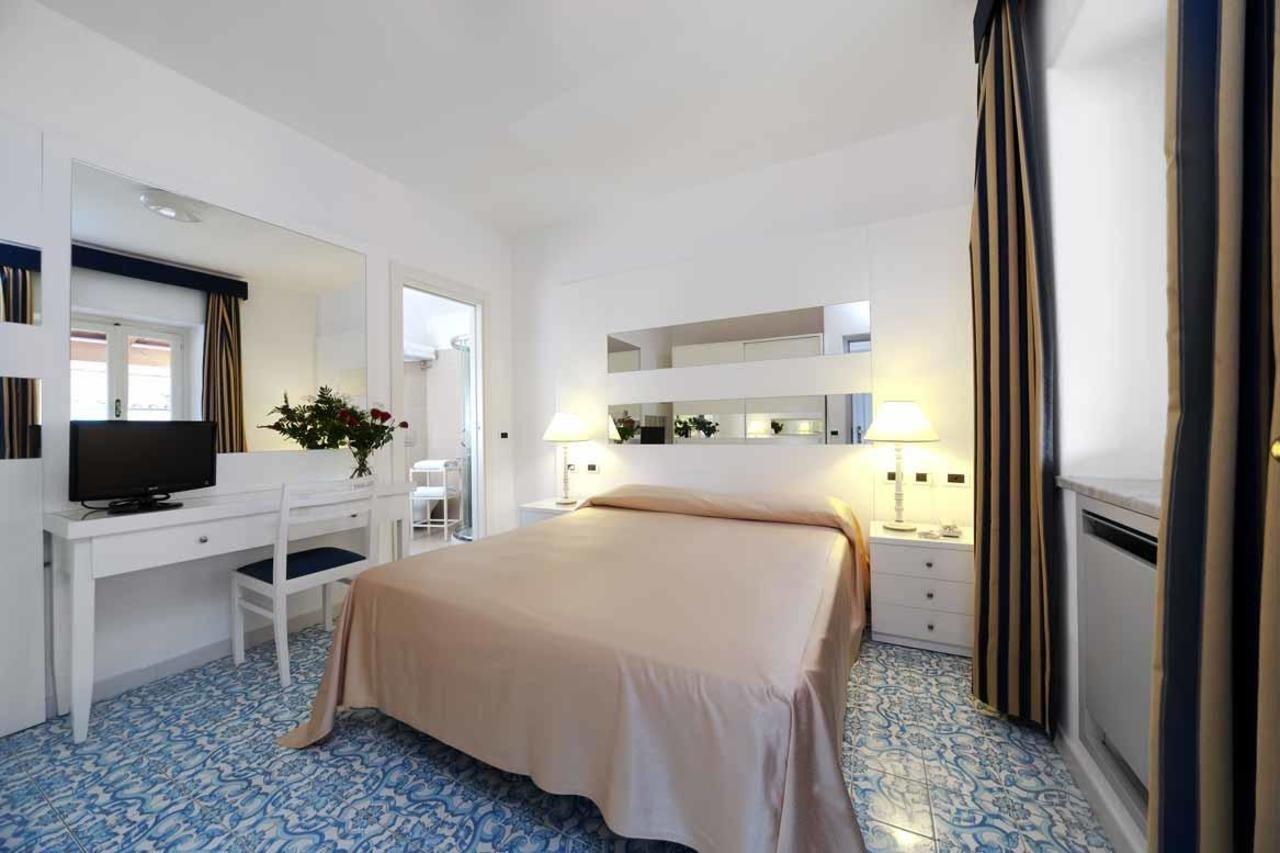 Hotel Villa Svizzera Terme Lacco Ameno  Esterno foto