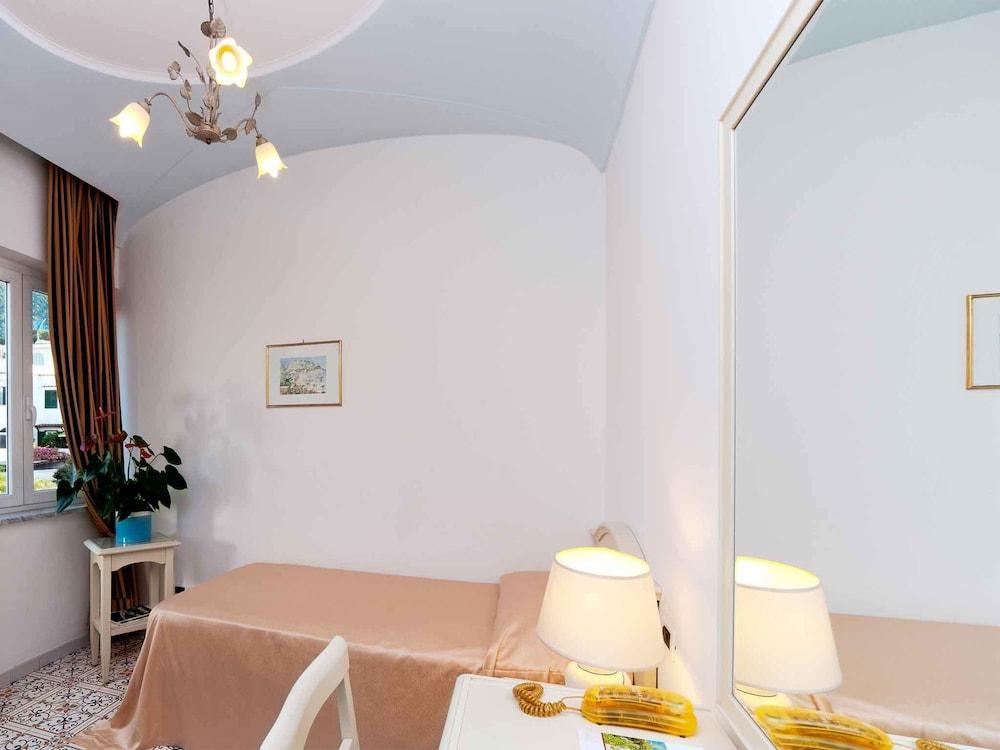 Hotel Villa Svizzera Terme Lacco Ameno  Esterno foto