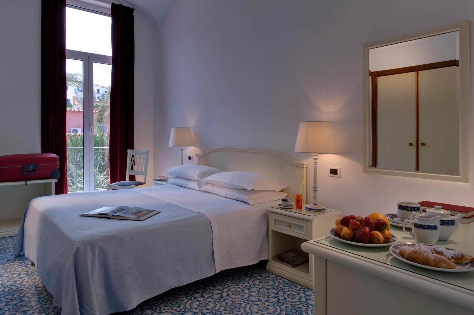 Hotel Villa Svizzera Terme Lacco Ameno  Esterno foto